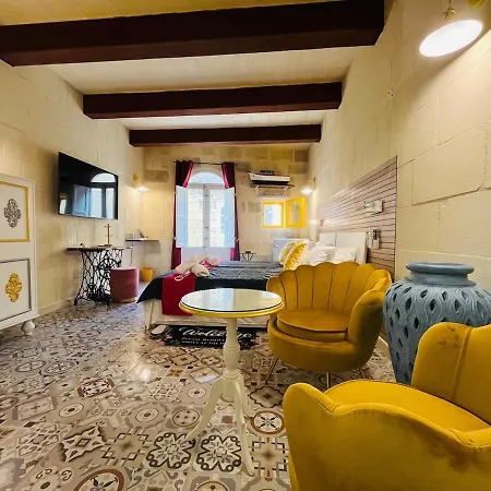 Semesterbostad Mandaraggio Townhouse