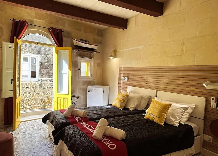 Vakantiehuis Mandaraggio Townhouse *