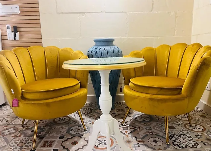 Mandaraggio Townhouse *